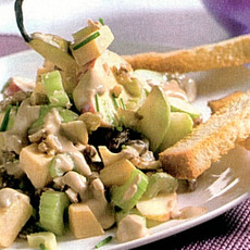 Recept: Boomgaardsalade met oude kaas en bleekselderij