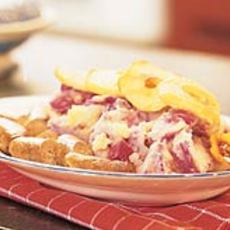 Recept: Rode-koolstamppot met gebakken appeltjes