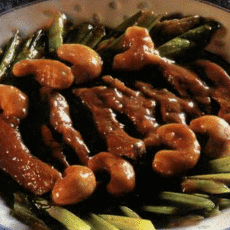 Recept: Rundvlees met oestersaus, Hao You Niu Rou (Chinees) Recept: Rundvlees met oestersaus, Hao You Niu Rou (Chinees)