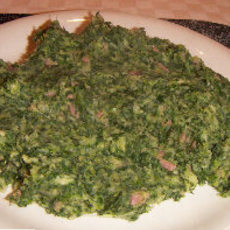 Recept: Stamppot van spinazie met knoflook en kaas.