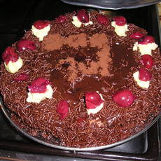 Recept: Chocolade- kersentaart Recept: Chocolade- kersentaart