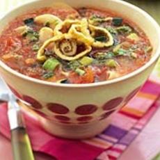 Recept: Italiaanse tomatensoep Recept: Italiaanse tomatensoep