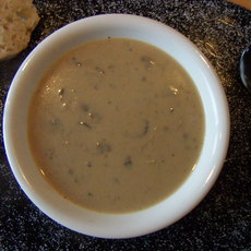 Recept: Champignonsoep op z'n Frans.