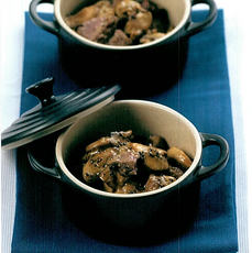 Recept: Biefstuk met champignons en whiskeysaus Recept: Biefstuk met champignons en whiskeysaus