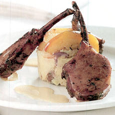 Recept: Lamskoteletjes met hete bliksem en cidersaus