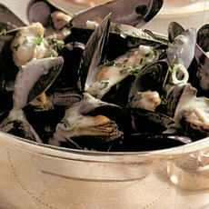 Recept: Mosselen in knoflook peterseliesaus Recept: Mosselen in knoflook peterseliesaus