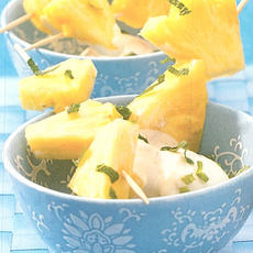 Recept: Ananas met zoete kokossaus Recept: Ananas met zoete kokossaus