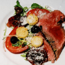 Recept: Toscaansesalade met lamsfilet en pecorino-kaas
