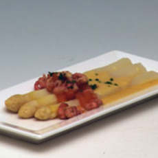 Recept: Asperges met nolly prat saus en grijze garnaaltjes