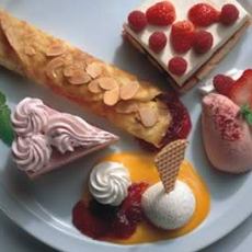 Recept: Zoete eierquenelles - Grand dessert Recept: Zoete eierquenelles - Grand dessert