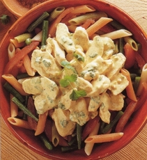 Recept: Kip-kerriesalade