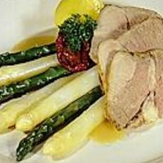 Recept: Asperges met witlofsalade en lamsham
