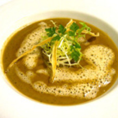 Recept: bospaddenstoelensoep met knoflookcroutons