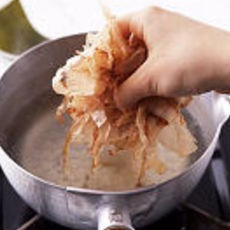 Recept: dashi(japanse zeewier bouillon Recept: dashi(japanse zeewier bouillon