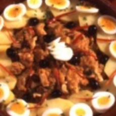 Recept: Kip in kruidige notensaus Recept: Kip in kruidige notensaus