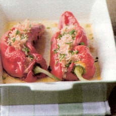 Recept: Puntpaprika's met rijst en tuinkruiden