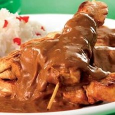Recept: Varkenshaassate met pittige pindasaus