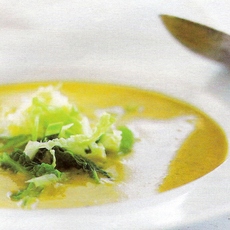Recept: Zachte currysoep met Chinese kool Recept: Zachte currysoep met Chinese kool