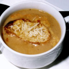Recept: Franse uiensoep Recept: Franse uiensoep