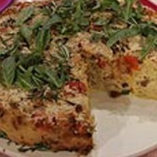 Recept: Spaghettitaart met geroosterde tomatensaus