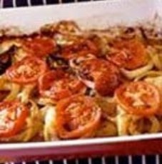 Recept: Gratin van aardappelen, tomaten en uien