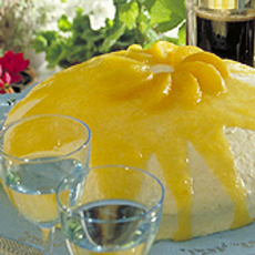 Recept: Hazelnoottaart met abikozen-kwarkcréme Recept: Hazelnoottaart met abikozen-kwarkcréme