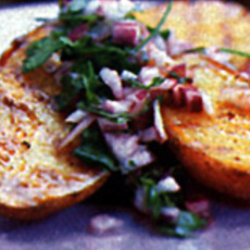 Recept: Geroosterde aardappelen met koriandersalsa