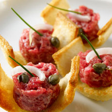 Recept: Broodkuipje gevuld met filet american Recept: Broodkuipje gevuld met filet american