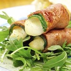 Recept: Geitenkaasrolletjes met rookvlees