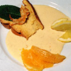 Recept: Luchtige biscuit uit de Savoie met cr�me Anglaise