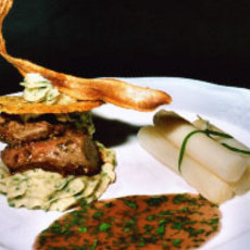 Recept: Dubbele lams-biefstuk met asperges en een Parmezaa