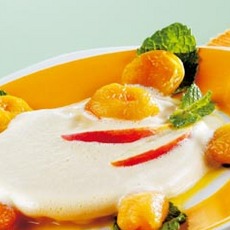 Recept: Bevroren appelsabayon met abrikozen Recept: Bevroren appelsabayon met abrikozen