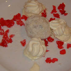 Recept: Zatte golfballen met pistache ijs en gekonfijte ke Recept: Zatte golfballen met pistache ijs en gekonfijte ke
