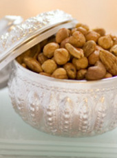 Recept: Kruidige borrelnootjes