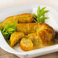 Recept: Bladerdeegletter gevuld met pikante witvis en garn