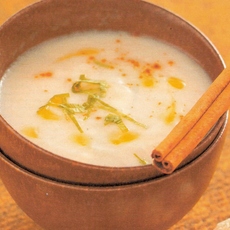 Recept: Knolselderroomsoep met walnoten