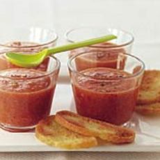 Recept: Gazpacho in borrelglaasjes Recept: Gazpacho in borrelglaasjes