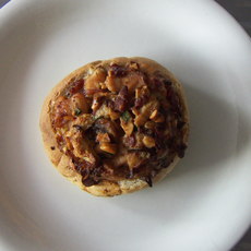 Recept: Hartig gevuld brood. Recept: Hartig gevuld brood.