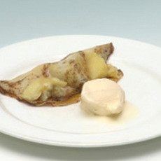 Recept: Cr�pes  gevuld met ijs en aardbeien jam 
