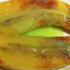 Recept: Gebakken bananen met een sausje van bananenlikeur