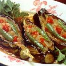 Recept: Imam bayildi  = gevulde aubergine