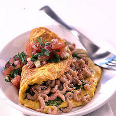 Recept: Garnalenomelet met tomaat-komkommersalsa 