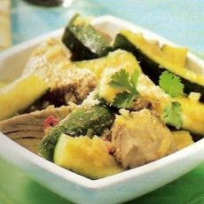 Recept: Curry met tonijn en courgette