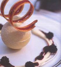 Recept: Kogel met perenbavarois en saffraan met geweckte b