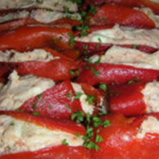 Recept: Zoete paprika's gevuld met krabsalade Recept: Zoete paprika's gevuld met krabsalade