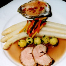 Recept: Moerkalf met beaujolaissaus en gegratineerde oeste