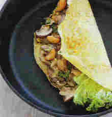 Recept: Flensjes gevuld met notenragout Recept: Flensjes gevuld met notenragout