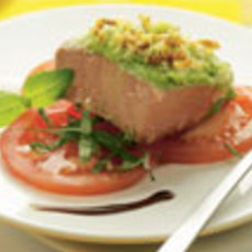 Recept: Geroosterde tonijn met basilicumpesto