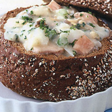 Recept: Gevuld rond brood met visragout