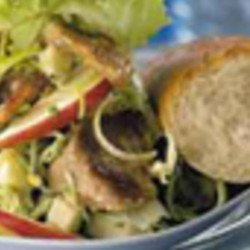 Recept: Vleesslaatje met prei, appel en mosterd Recept: Vleesslaatje met prei, appel en mosterd